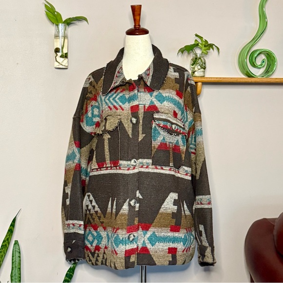 New In Women's Size L Button Up Southwestern Aztec Fleece Pullover Jacket NWT - Picture 2 of 6